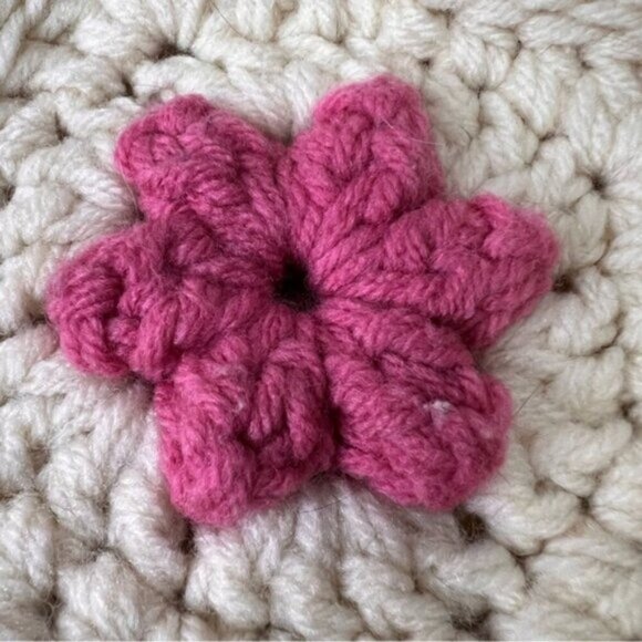 Vintage Granny Square 3D Floral Throw Afgh Knit Blanket with 2 Matching Pillows - Picture 13 of 16